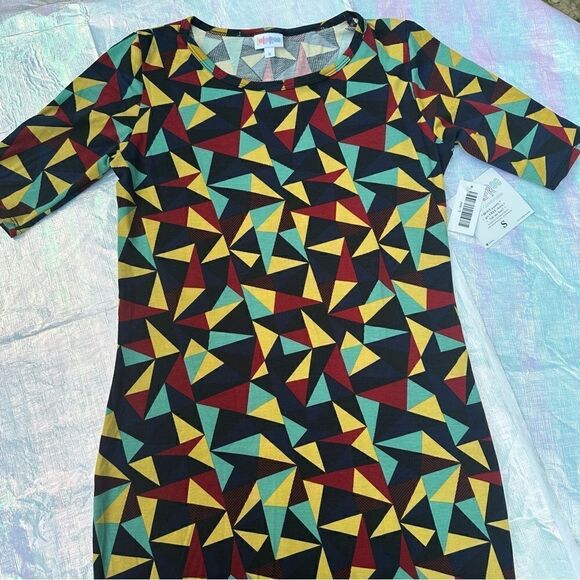 NWT LulaRoe Julia Dress Small Soft High Scoop KneeLength Pencil Skirt Triangles - Picture 4 of 7